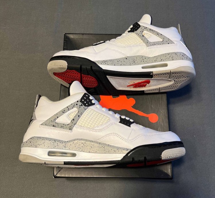 Nike Air Jordan 4 Retro White Cement Size 10 5 840606 192