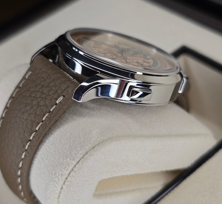 Patek Philippe World Time Chronograph Flyback 5935a World Time Complications