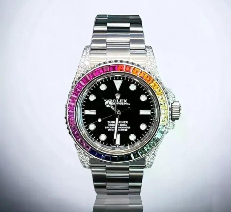 Rolex Submariner no Date 41mm Black Dial Custom Diamond-set Rainbow Bezel - Iced Out