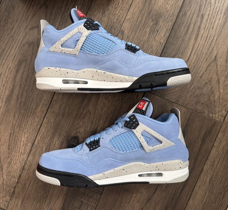 Nike Air Jordan 4 University Blue Unc Sz 11 New