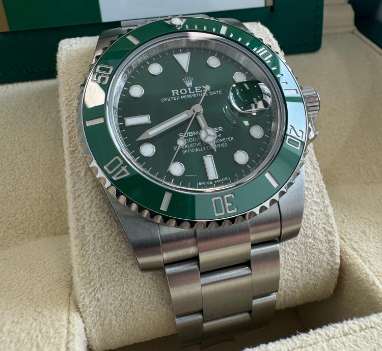 Rolex Submariner Date 116610lv