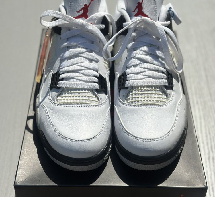 Nike Air Jordan 4 White Cement 2016 Deadstock Brand New