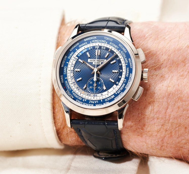 Patek Philippe World Time Chronograph Hong Kong 5930g-001 2019