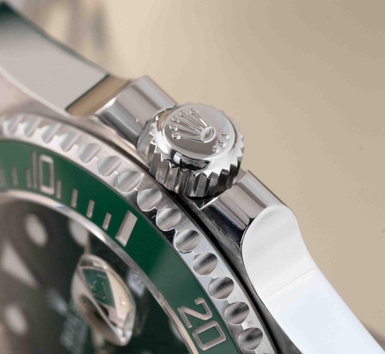 Rolex Submariner Date 116610lv - 2018