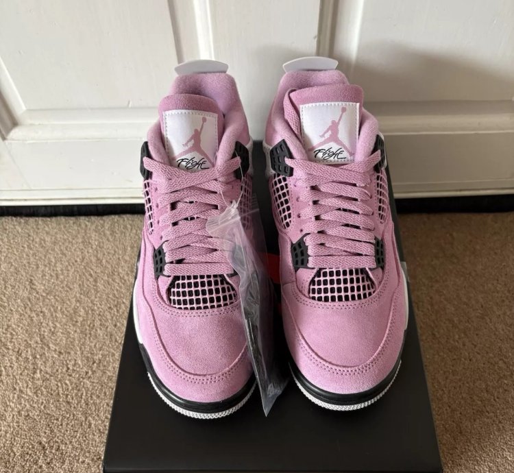Jordan 4 Retro Orchid womens