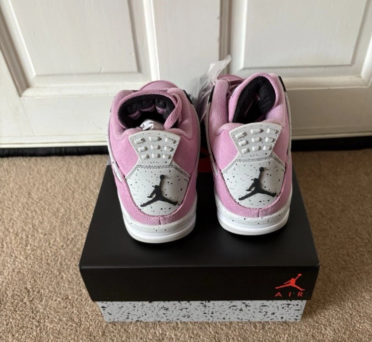 Jordan 4 Retro Orchid womens