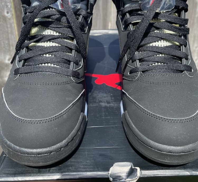 Nike Air Jordan 5 Black Metallic Size 12