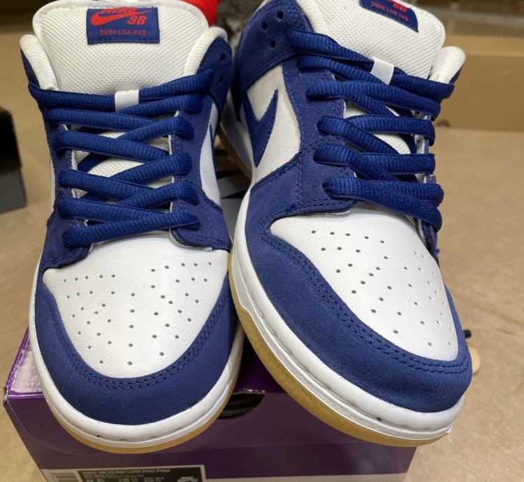 Size 8 5 Nike Sb Dunk Low La Dodgers Mlb Party Pack