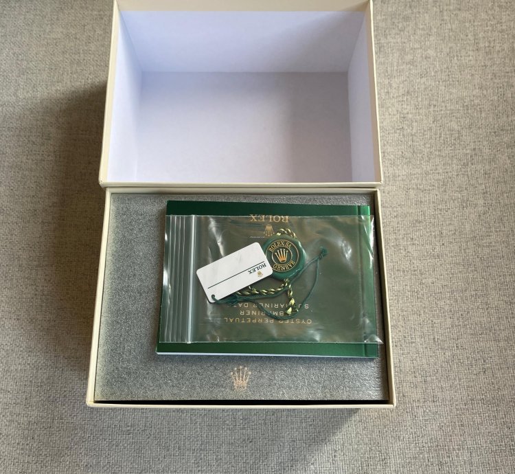 Rolex Submariner Date 116610lv Hulk Full Stickers Barcode