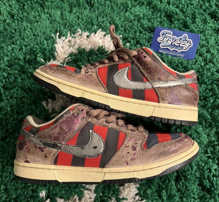 Size 9 5 - Nike Sb Dunk Low Freddy Kruger Used read Desc
