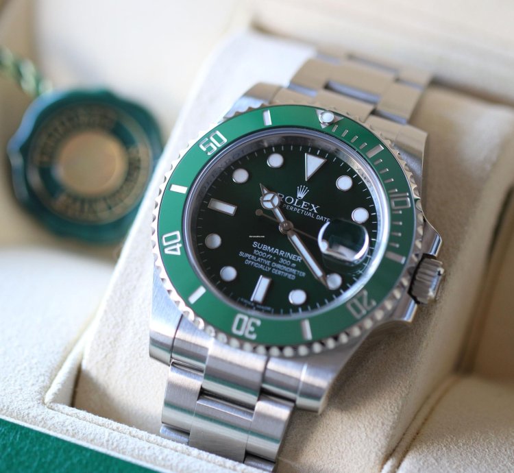 Rolex Submariner Date 116610lv Hulk New Unworn 2019