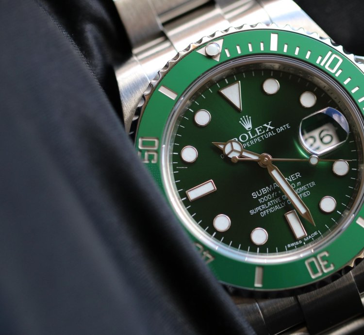 Rolex Submariner Date 116610lv Hulk New Unworn 2019