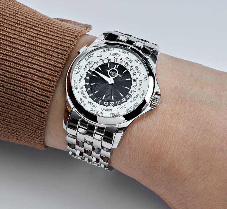 Patek Philippe World Time Complications 5130 1g-010 World Time White Gold