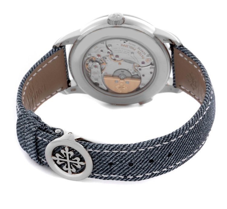 Patek Philippe World Time Complications Le White Gold Mens Watch 5330g