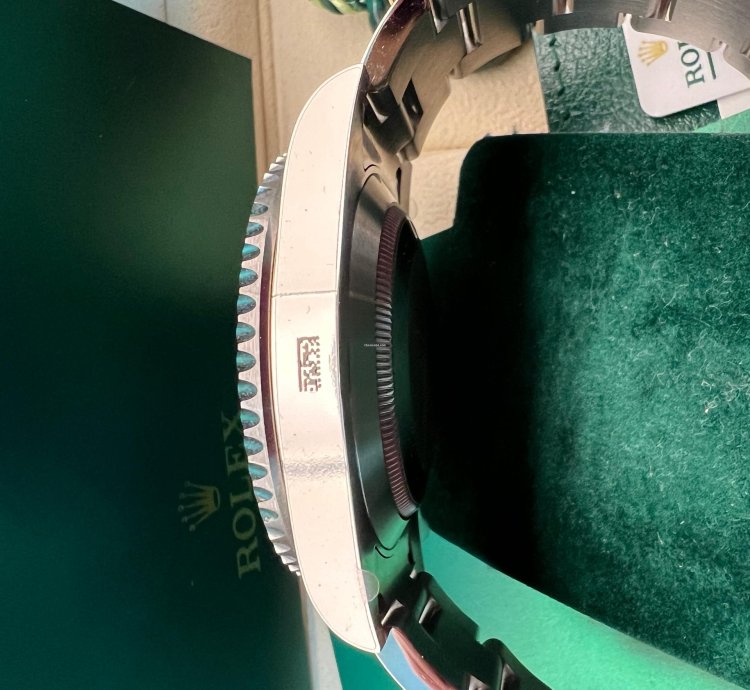 Rolex Submariner Date 116610lv Nos