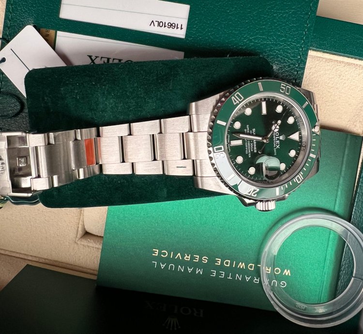 Rolex Submariner Date 116610lv Nos