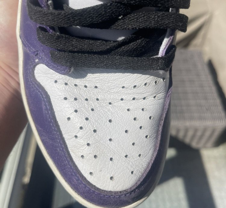 Jordan 1 Court Purple