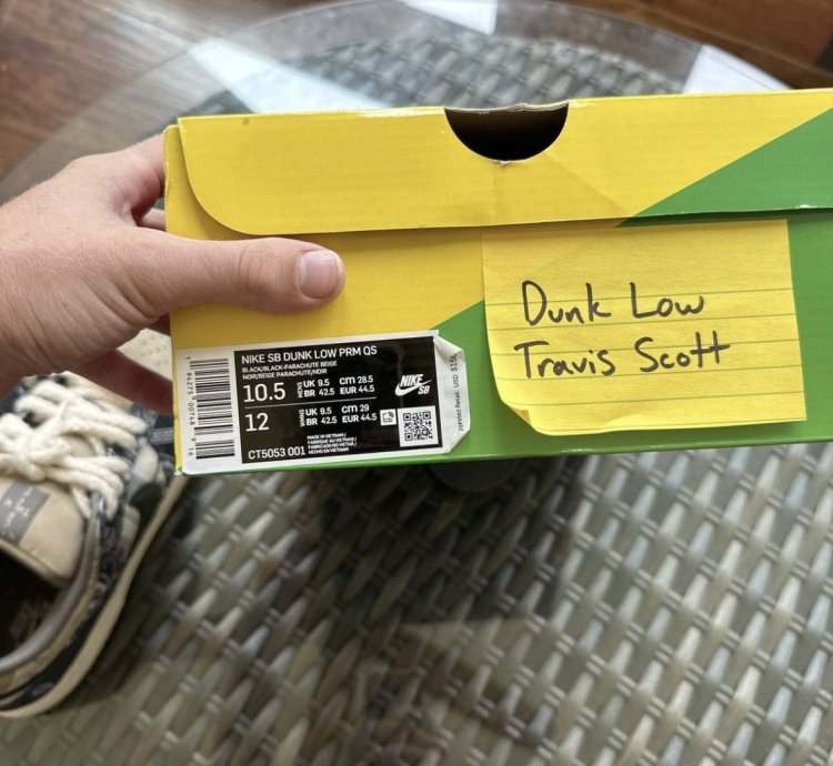 Travis Scott Nike Sb Dunk