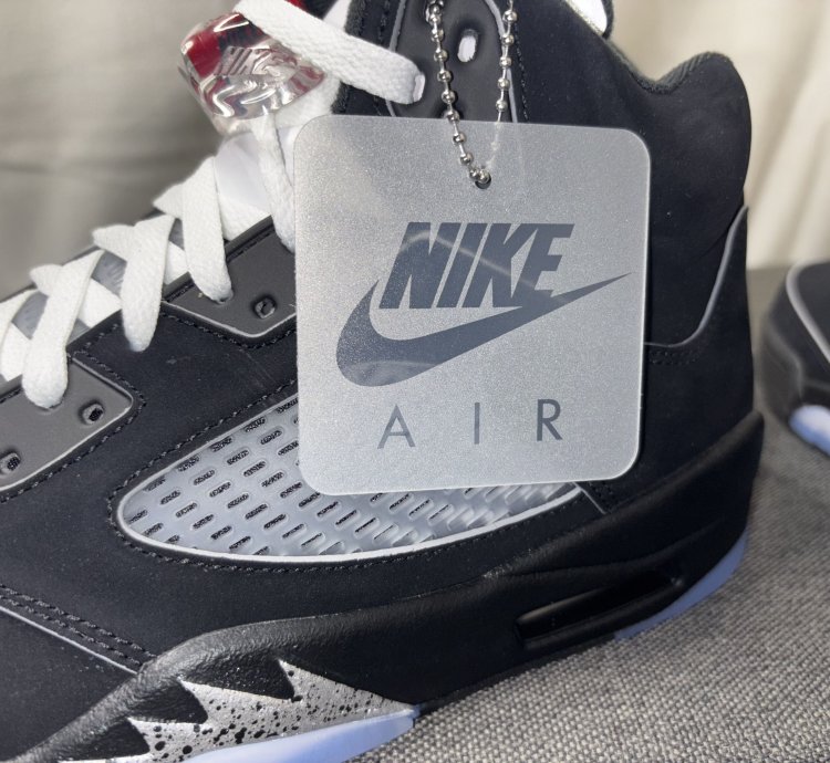 Nike Air Jordan 5 Retro Black Metallic Reimagined Hf3975-001