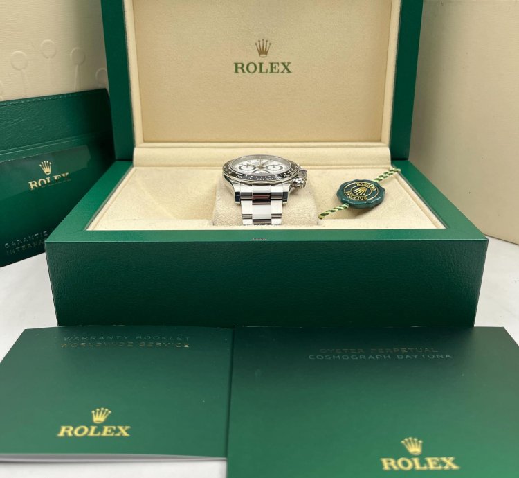 Rolex Daytona White Dial Stainless Steel Bracelet 126500ln Unworn 2025