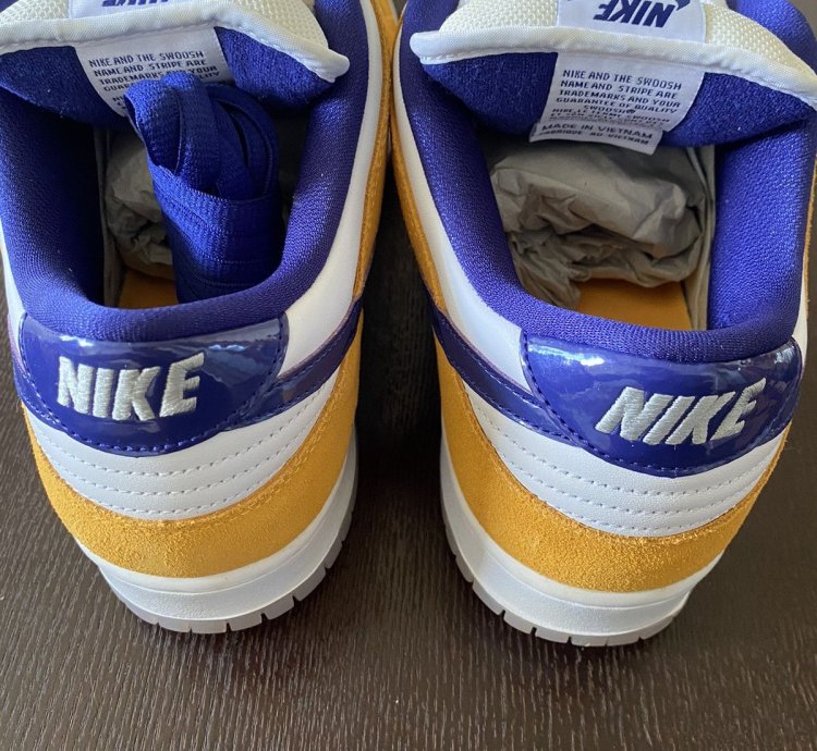 Us 12 Nike Sb Dunk Low Laser Orange Lakers Color
