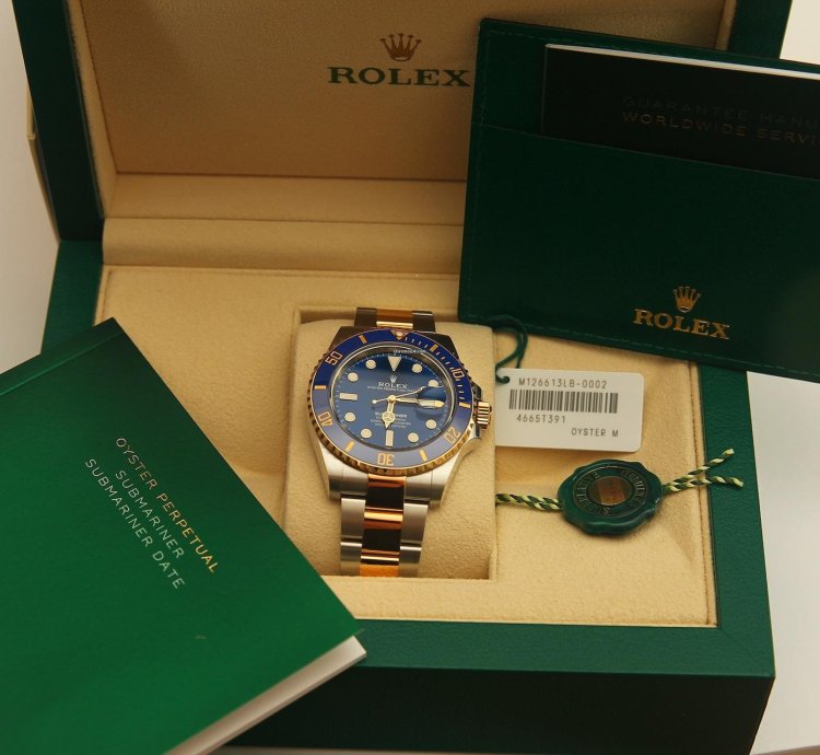Rolex Submariner Date 126613lb 41mm Date Steel Yellow Gold Two Tone Blue Bezel