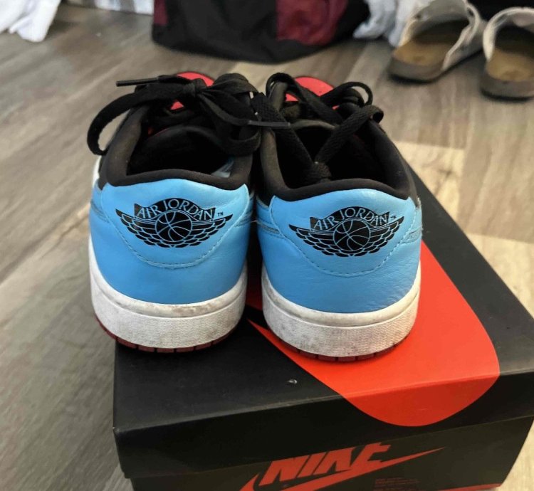 Jordan 1 Low Nc To Chi