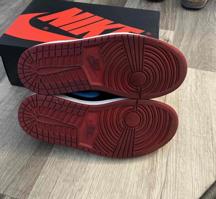 Jordan 1 Low Nc To Chi