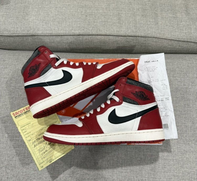 Nike Air Jordan Retro 1 High Og Lost And Found Chicago