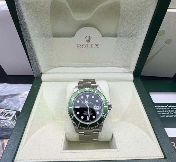 Rolex Submariner Date 16610lv
