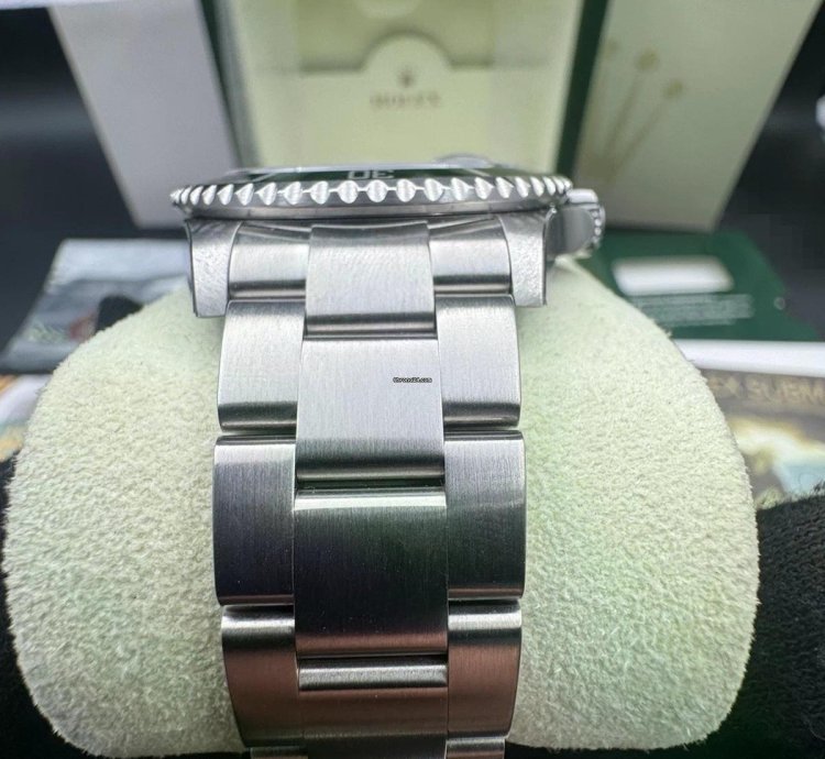 Rolex Submariner Date 16610lv