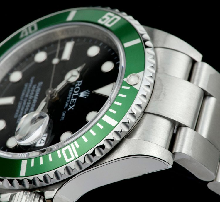 Rolex Submariner Date 16610lv Full Set 2009 New Old Stock