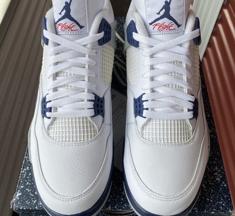 Nike Air Jordan Retro 4 Midnight Navy Dh6927140 Size 12 5