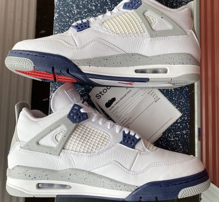 Nike Air Jordan Retro 4 Midnight Navy Dh6927140 Size 12 5