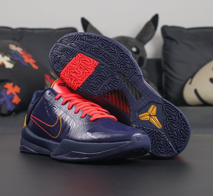 Caitlin Clark X Nike Kobe 5 Protro Indiana Fever Im3207-400
