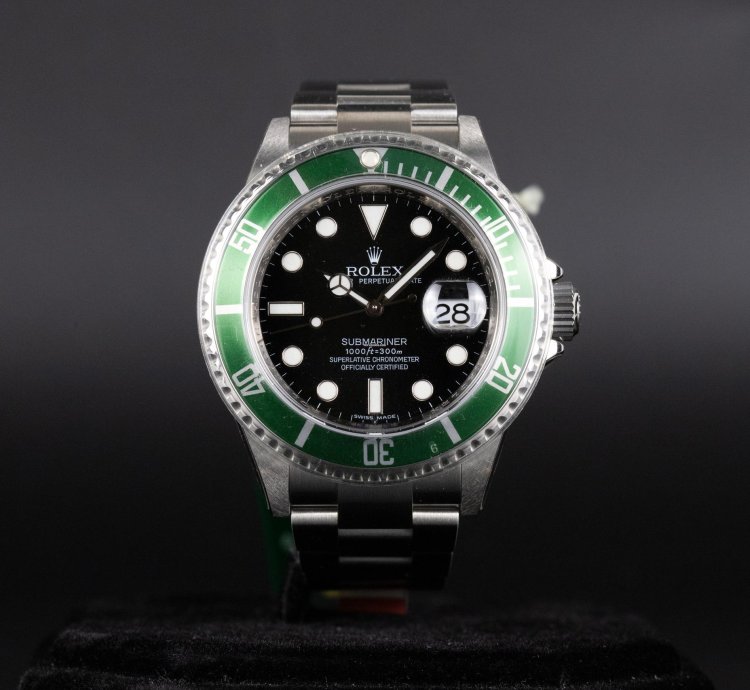 Rolex Submariner Date 16610lv Submariner Kermit New Old Stock
