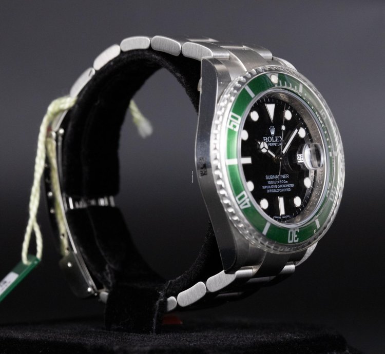 Rolex Submariner Date 16610lv Submariner Kermit New Old Stock