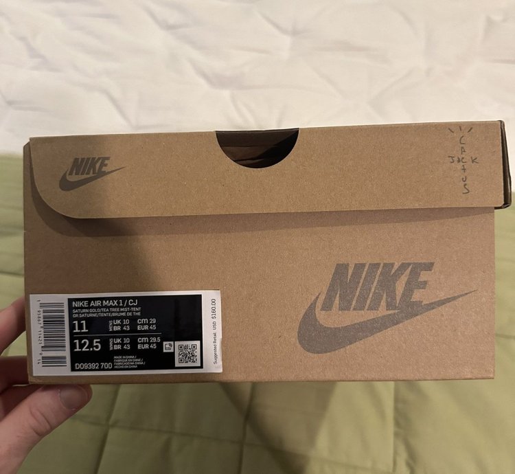 Nike Air Max 1 Travis Scott Cactus Jack Saturn Gold Size 11