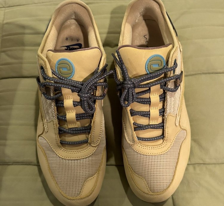 Nike Air Max 1 Travis Scott Cactus Jack Saturn Gold Size 11