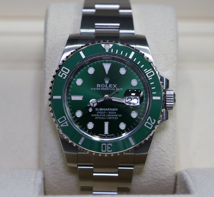 Rolex Submariner Date 2020 Submariner Date Hulk 116610lv Like New Complete Set