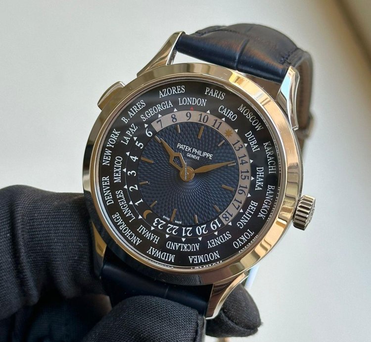 Patek Philippe World Time Platinum