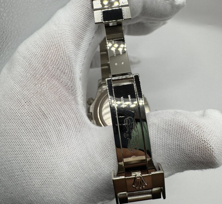 Rolex Daytona White Gold Cosmograph Daytona 40mm Watch - Steel And Black Index Dial 116509