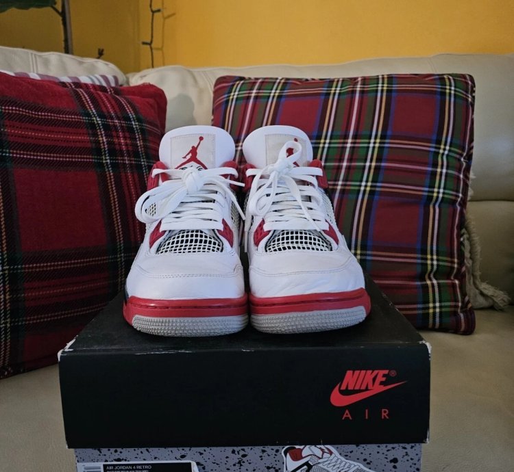 Jordan 4 Retro Fire Red 2020