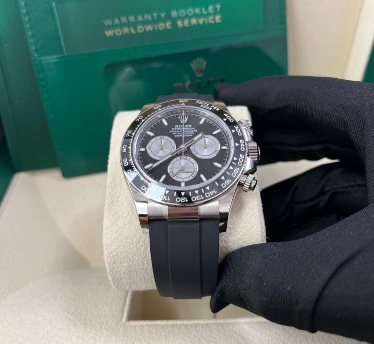 Rolex Daytona White Gold Cosmograph Daytona Black Bezel - Black And Steel Index Dial 126519ln