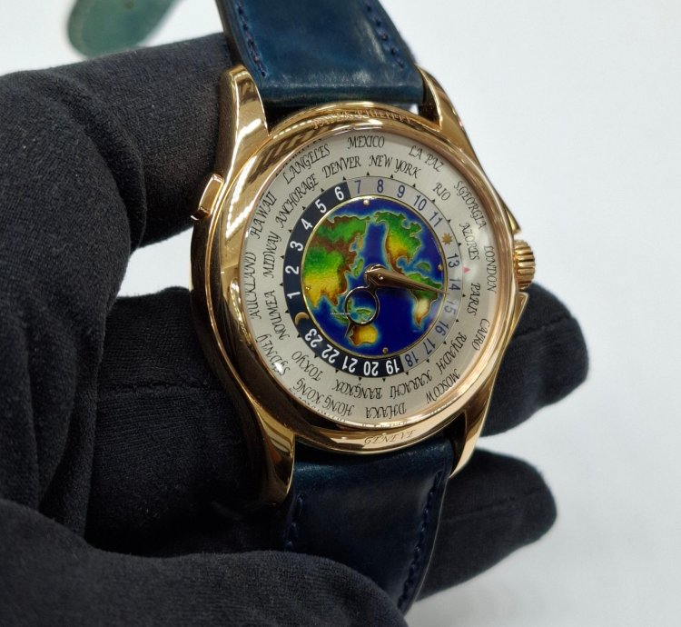 Patek Philippe World Time Sealed Mens Watch 5131r World Time 18k Cloisonne