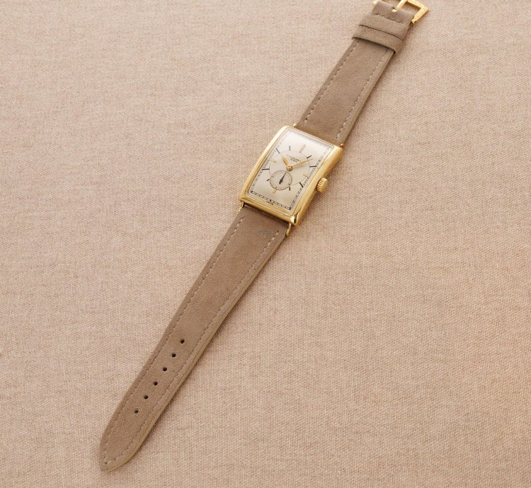 Patek Philippe Yellow Gold Rectangular Watch Ref 10 With Remarkable Engraving Details