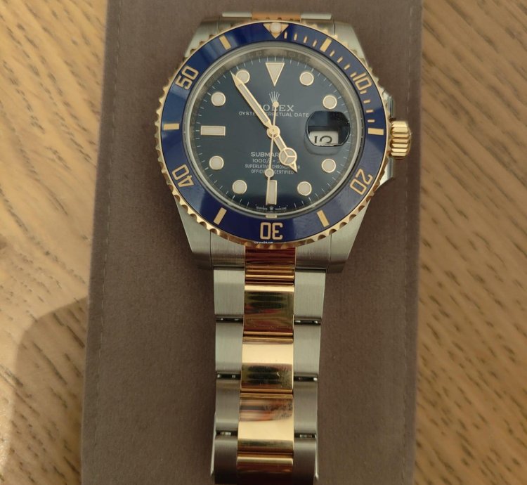 Rolex Submariner Date Certified 41mm Stainless Steel Yellow Gold
