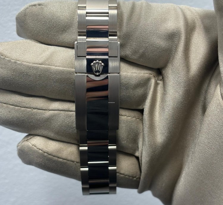 Rolex Daytona White Gold Silver Dial New 2023 Box And Papers 116509