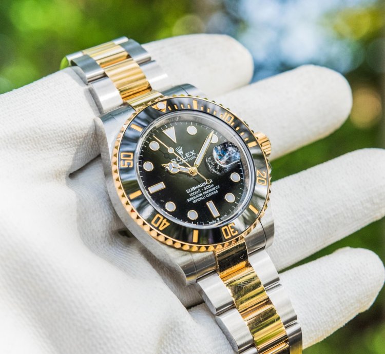 Rolex Submariner Date Gold Stainless Steel