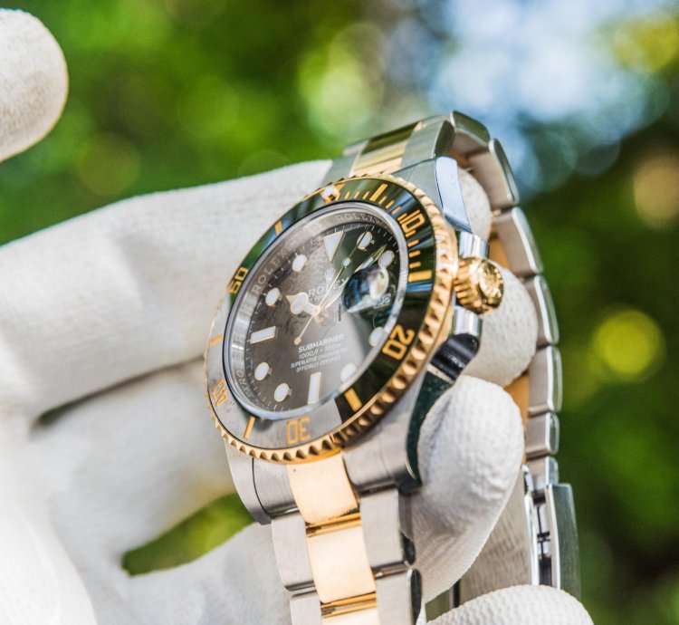 Rolex Submariner Date Gold Stainless Steel